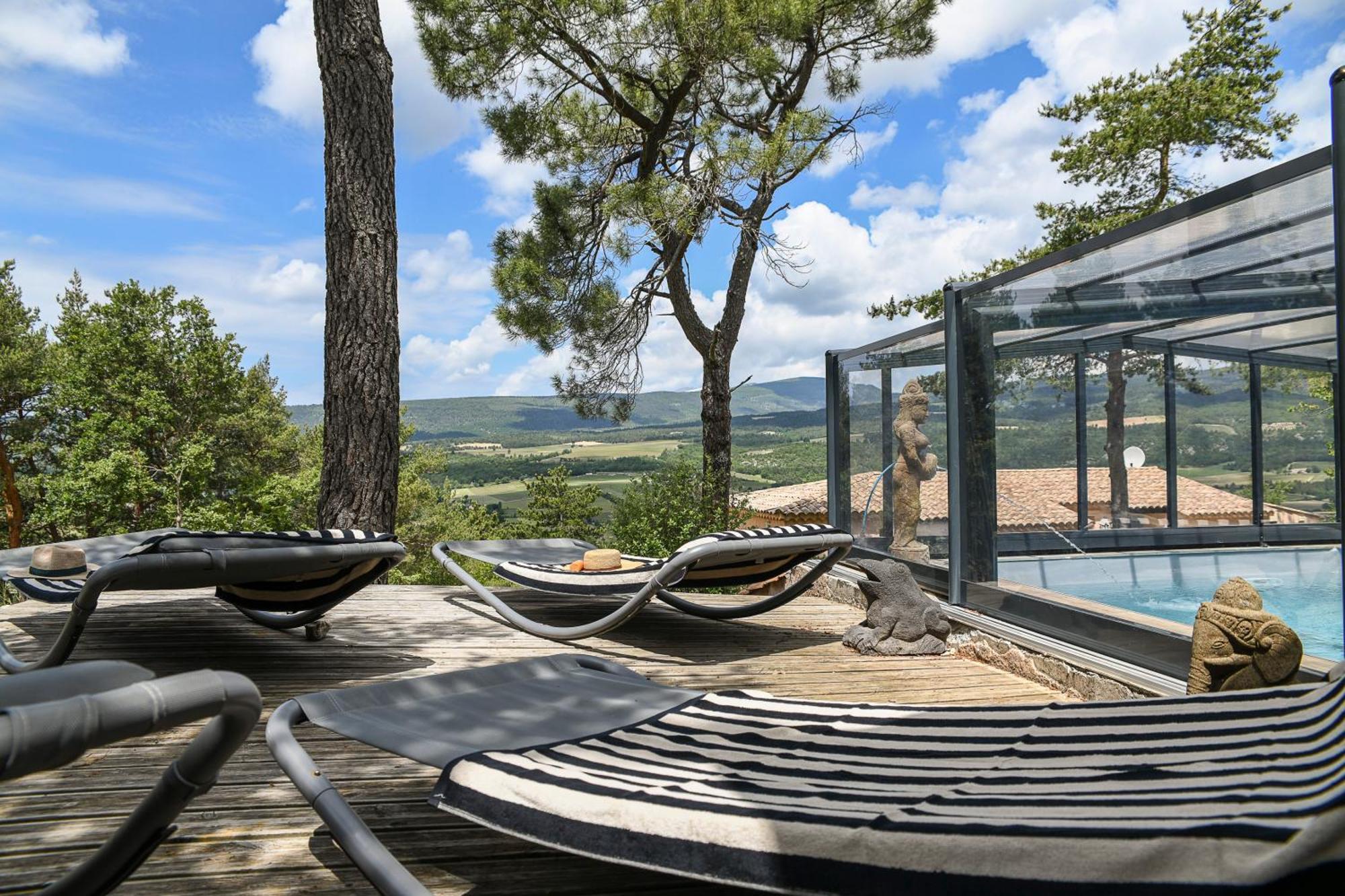 ホテル Domaine Du Val De Sault エクステリア 写真
