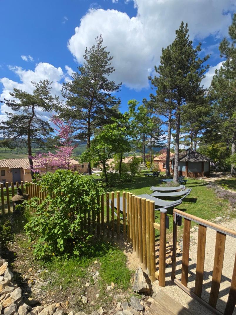 ホテル Domaine Du Val De Sault エクステリア 写真